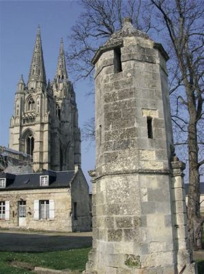  A Abbaye de Saint-Jean-des-Vignes em Zamora: Uma Joia Medieval Escondida na França!