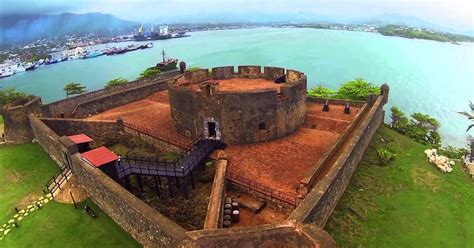 A Fortaleza de San Felipe em Uma Jornada Histórica no Tempo!