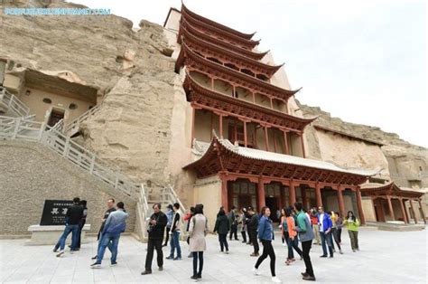 A Grutas de Mogao, um Tesouro Escondido na Cidade de Wuwei!