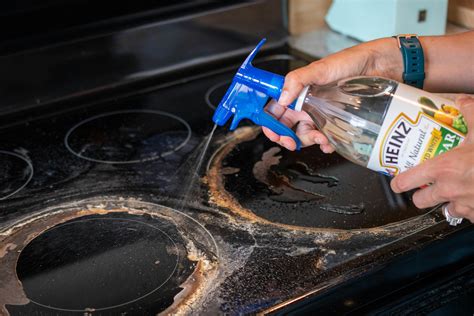 How to Clean a Glass Stovetop: A Comprehensive Guide and the Art of Balancing a Spoon on Your Nose