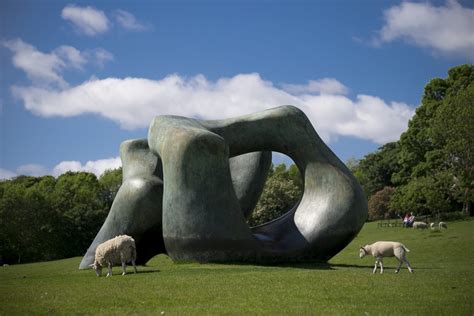  Yorkshire Sculpture Park: Uma Jornada Através da Arte ao Ar Livre e Inspiração Natural!